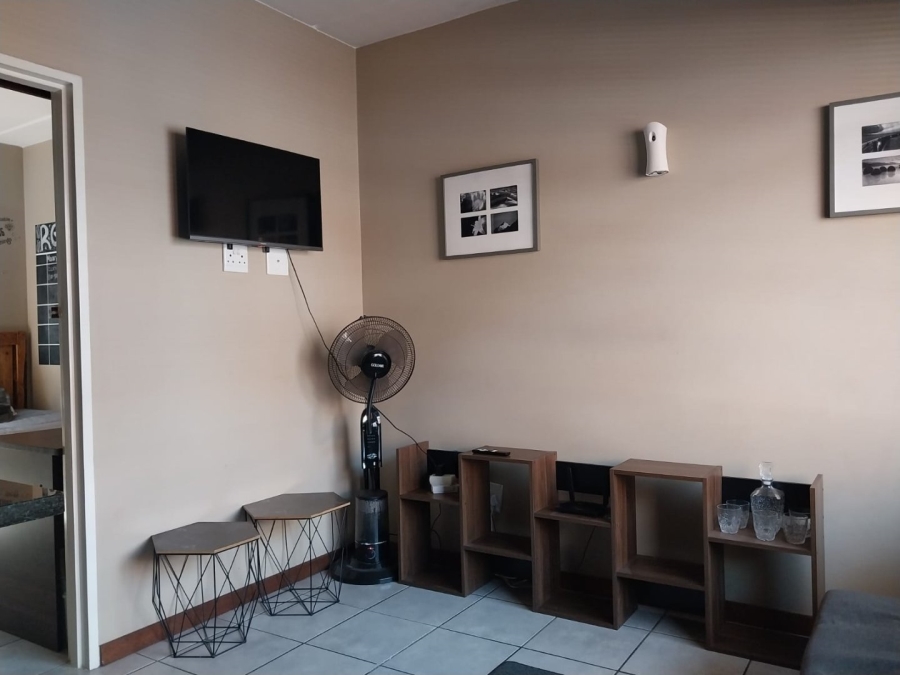 1 Bedroom Property for Sale in Bult South North West